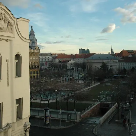 Апартаменты Be A Budapester3